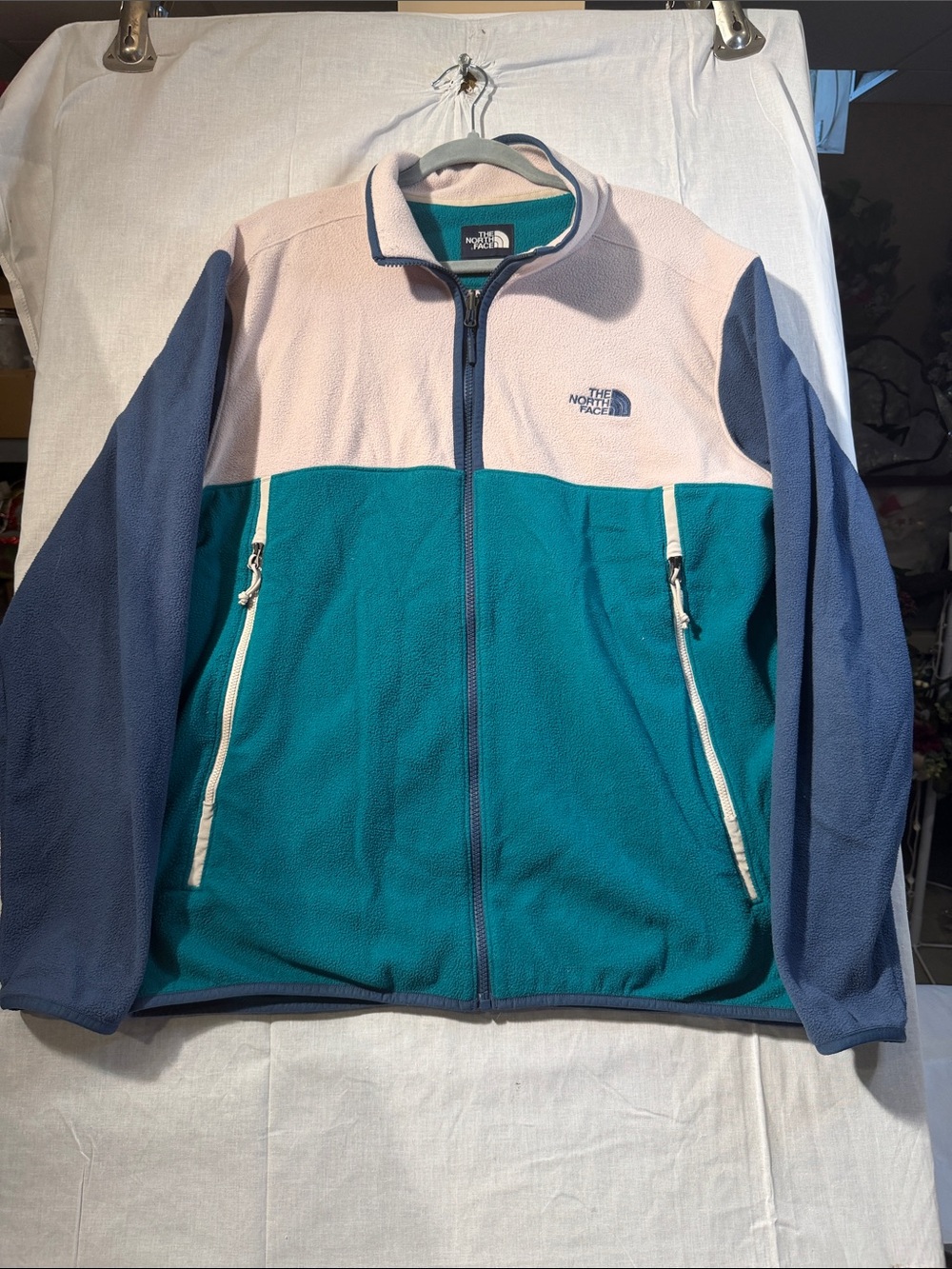 The North Face Men's Teal, Navy & Light Pink Fleece Jacket XL